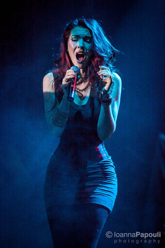 Chrysta Bell