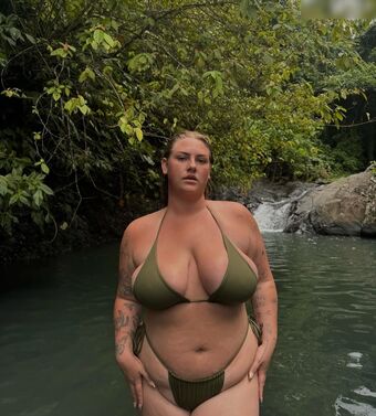Chynna Clair Foto Nua Vazada OnlyFans 3