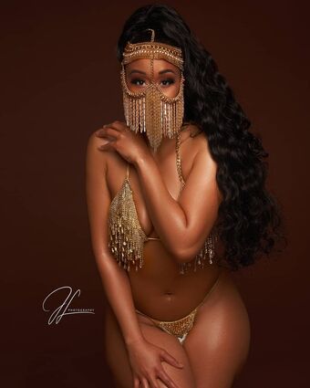 Cleo Cakes