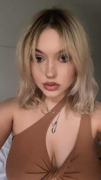 Coralsick Foto Nua Vazada OnlyFans 1