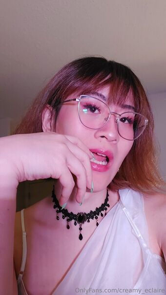 creamy_eclaire