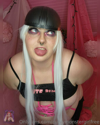 curvymonstergirlfree