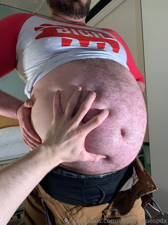 daddyissuespdx Foto Nua Vazada OnlyFans 22