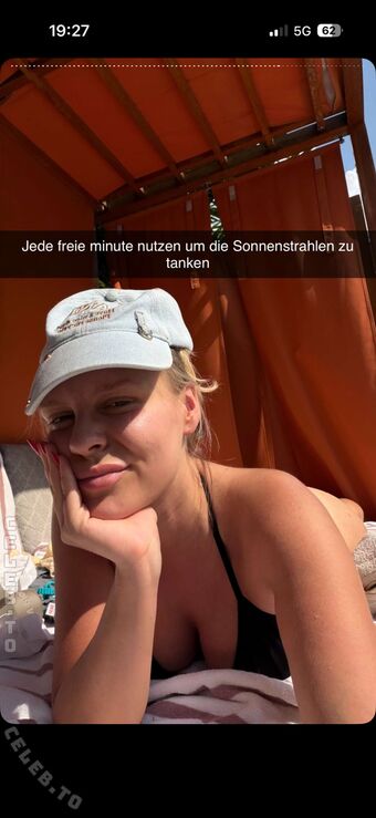 Dagi Bee Foto Nua Vazada OnlyFans 215