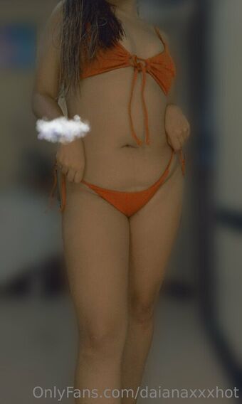 daianaxxxhot