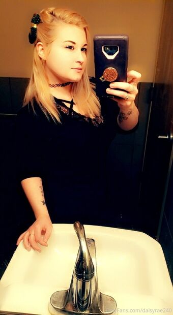 daisyrae240