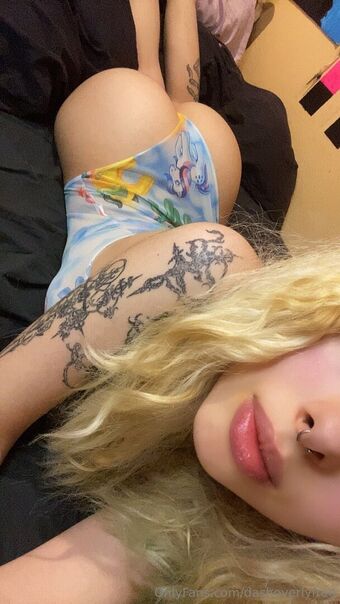 dashoverlyfree Foto Nua Vazada OnlyFans 4