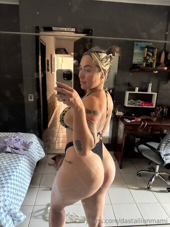 dastallionmami Foto Nua Vazada OnlyFans 24