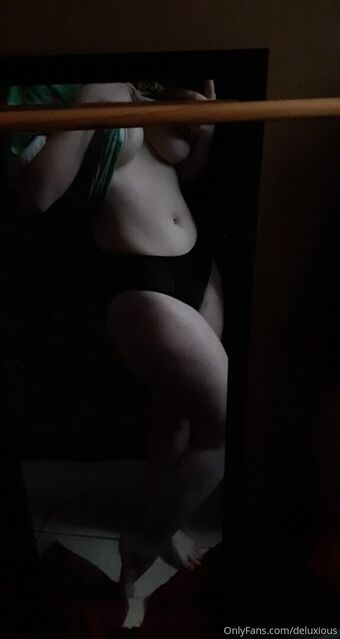 deluxious Foto Nua Vazada OnlyFans 18