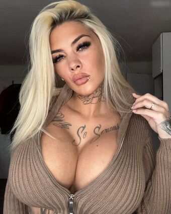 Deminecka Foto Nua Vazada OnlyFans 42