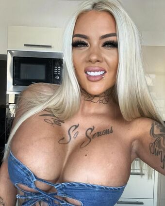 Deminecka Foto Nua Vazada OnlyFans 45