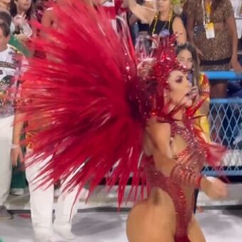 Deolane Bezerra