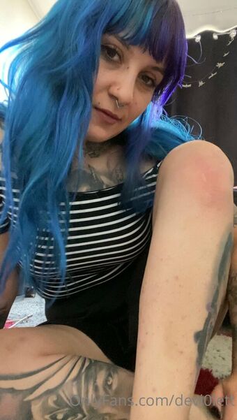devi0lett Foto Nua Vazada OnlyFans 10