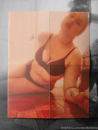 devilbrienne Foto Nua Vazada OnlyFans 3