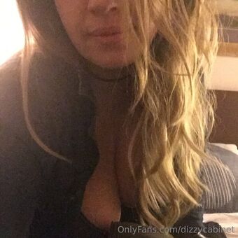 dizzycabinet Foto Nua Vazada OnlyFans 9