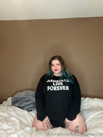 dizzytypebroad Foto Nua Vazada OnlyFans 14