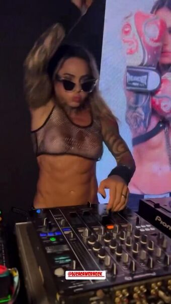 DJ Caca Werneck Foto Nua Vazada OnlyFans 74