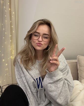 easyemi Foto Nua Vazada OnlyFans 3