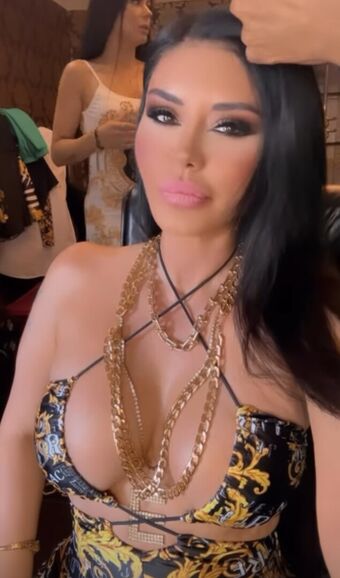 Ebru Polat