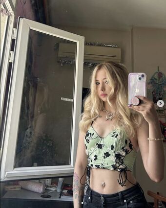 Ecem Hotoğlu Foto Nua Vazada OnlyFans 7