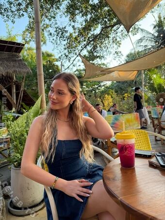 Elianabajrami Foto Nua Vazada OnlyFans 10