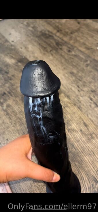 ellerm97 Foto Nua Vazada OnlyFans 38