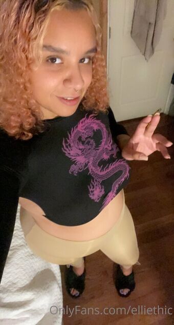 elliethic Foto Nua Vazada OnlyFans 2
