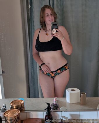 elsasmithfree Foto Nua Vazada OnlyFans 33