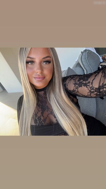 ema.mic Foto Nua Vazada OnlyFans 7