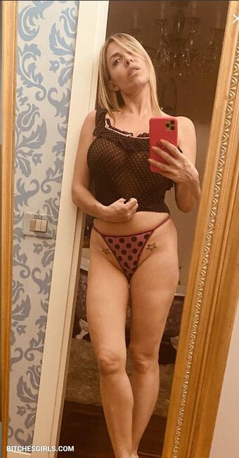 Emanuela Foto Nua Vazada OnlyFans 25