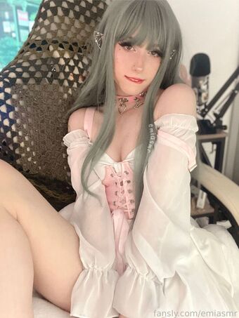 Emiasmr Foto Nua Vazada OnlyFans 20