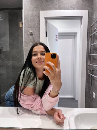 EmiliAAA