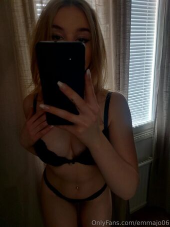 emjo06 Foto Nua Vazada OnlyFans 2