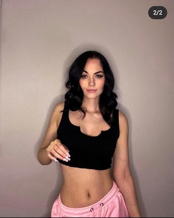 Emma Schoo