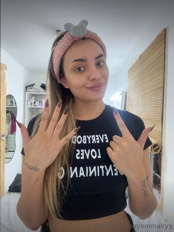 emmalryy Foto Nua Vazada OnlyFans 34