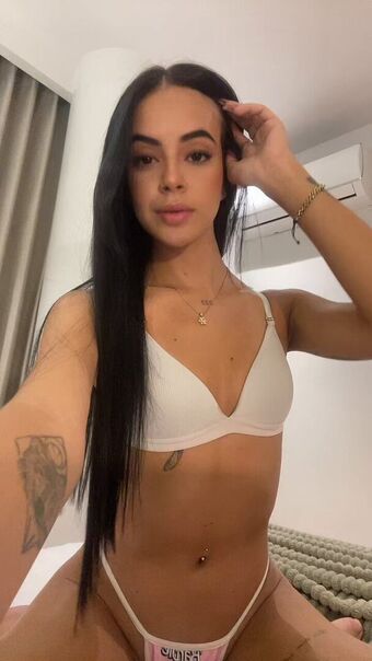 emmapetitee