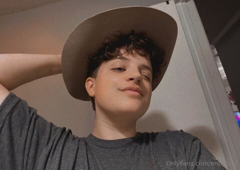 enbybug Foto Nua Vazada OnlyFans 29