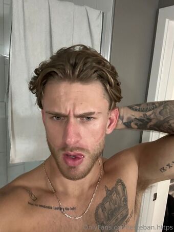 esteban.https Foto Nua Vazada OnlyFans 12