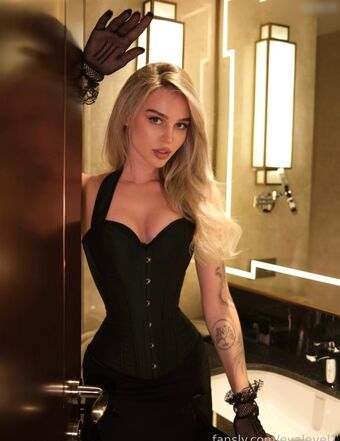 Eva Level Foto Nua Vazada OnlyFans 21