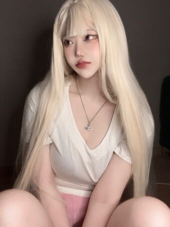 Evawishx / evawxsh / imeva Foto Nua Vazada OnlyFans 24