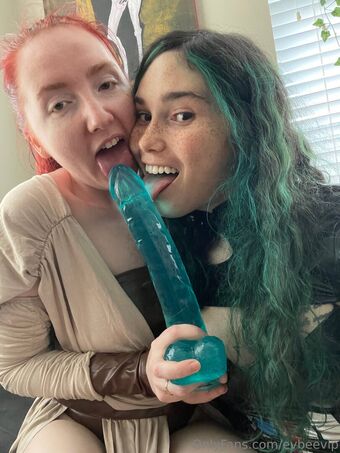 evbeevip Foto Nua Vazada OnlyFans 30