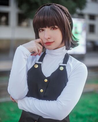 Faye Tan