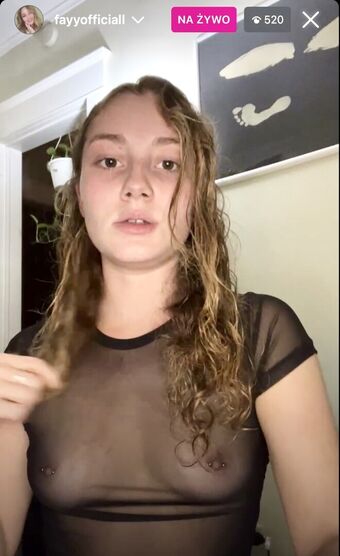 fayofficial Foto Nua Vazada OnlyFans 4
