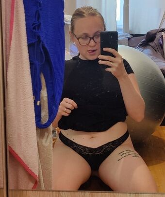 Feuerrose Foto Nua Vazada OnlyFans 51