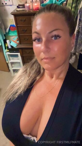 firstmilfmate Foto Nua Vazada OnlyFans 17