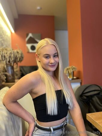 flex_lady
