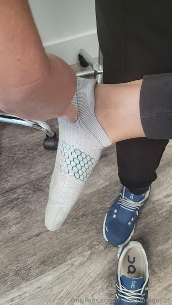 friendlyfootguy25 Foto Nua Vazada OnlyFans 12