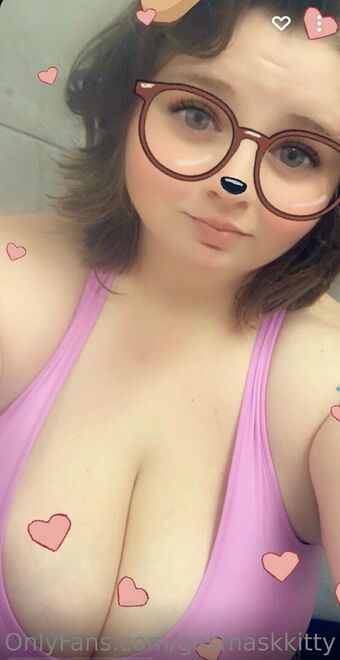 gasmaskkitty Foto Nua Vazada OnlyFans 13
