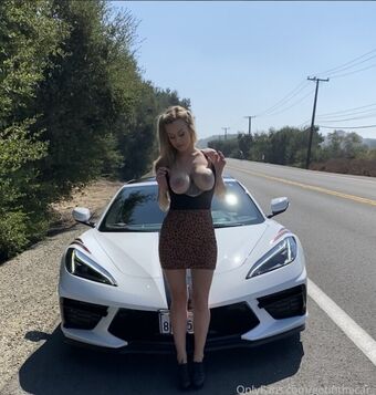 Getinthecar_