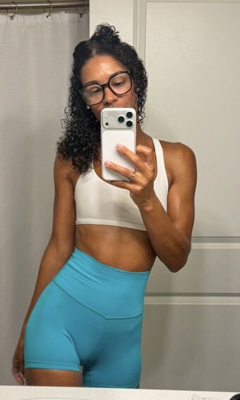 GianaGold Foto Nua Vazada OnlyFans 13